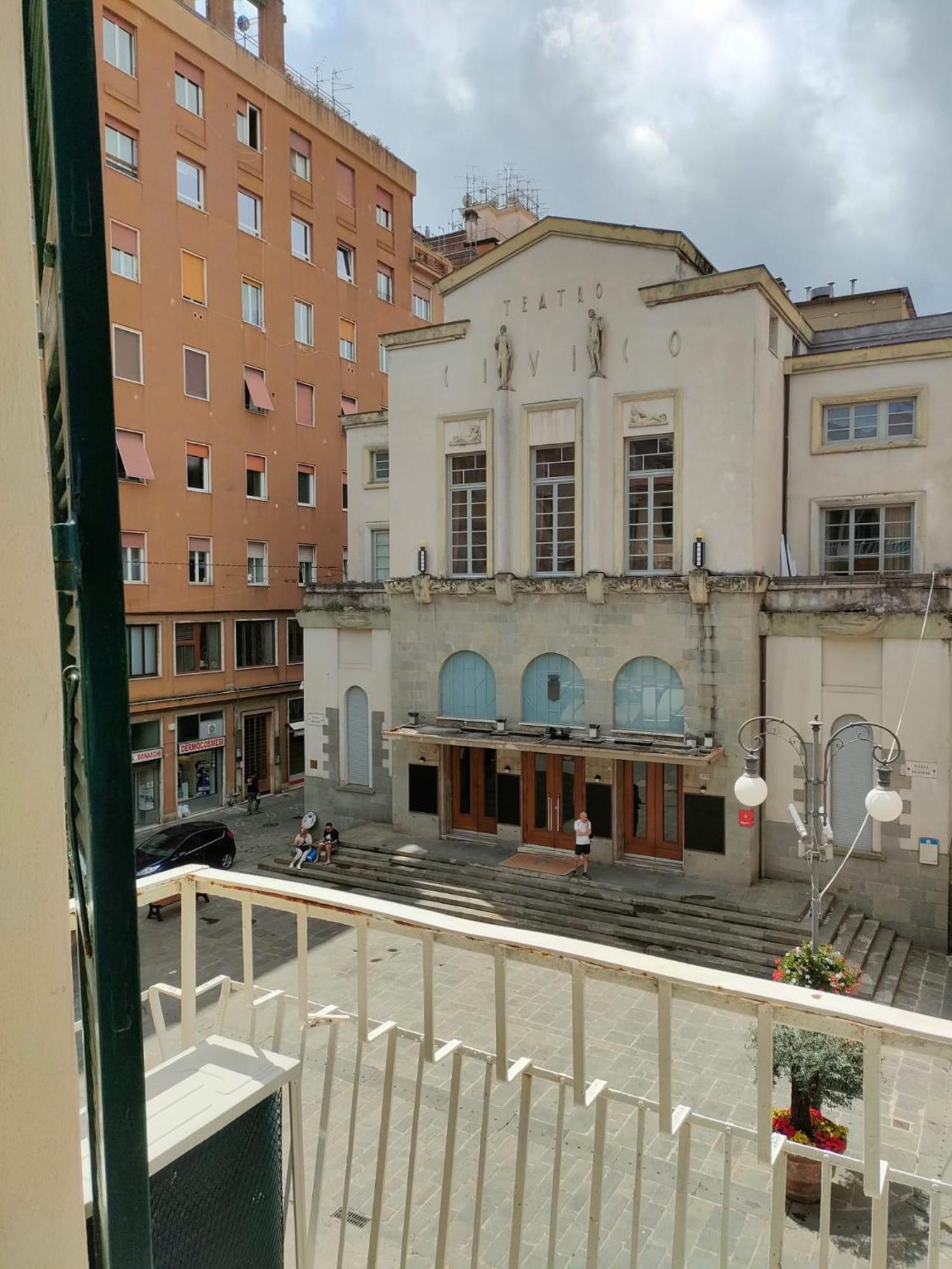Il Balcone Sul Teatro Apartment La Spezia Exterior photo